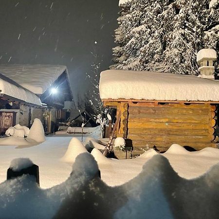 Chalet Blanc "Coeur Sapin" 库马约尔 外观 照片